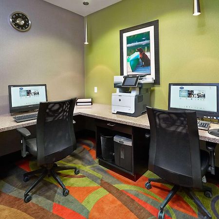 Hampton Inn By Hilton Calgary Airport North Екстериор снимка